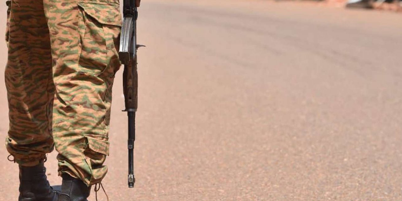 Burkina Faso'daki saldırıda 100 sivil hayatını kaybetti