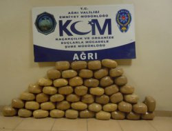 Ağrı'da 51 kilo toz esrar ele geçirildi