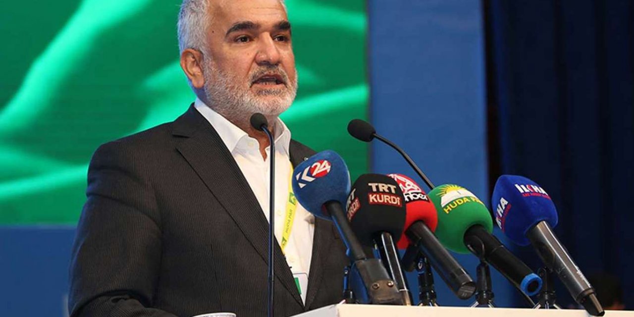 Davutoğlu'ndan HÜDA PAR Genel Başkanlığına seçilen Yapıcıoğlu'na tebrik