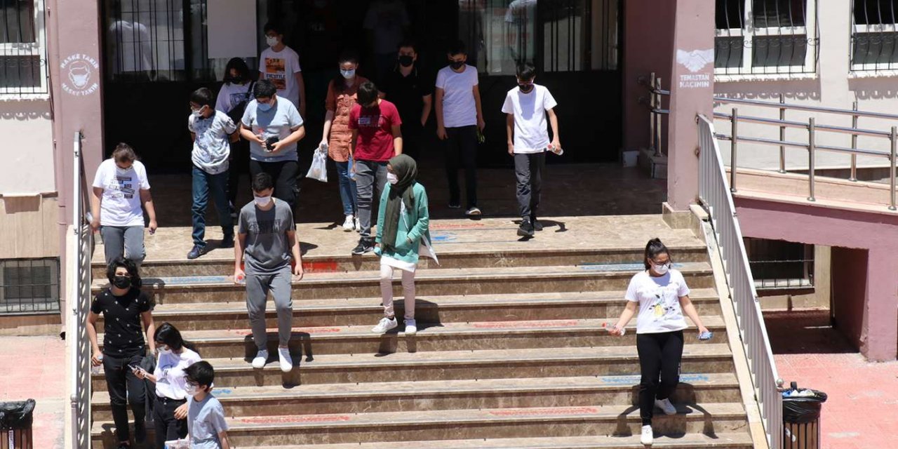 LGS'ye giren öğrenciler sayısal soruları zor buldu