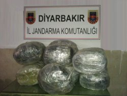 Diyarbakır'da 176 kilo esrar ele geçirildi