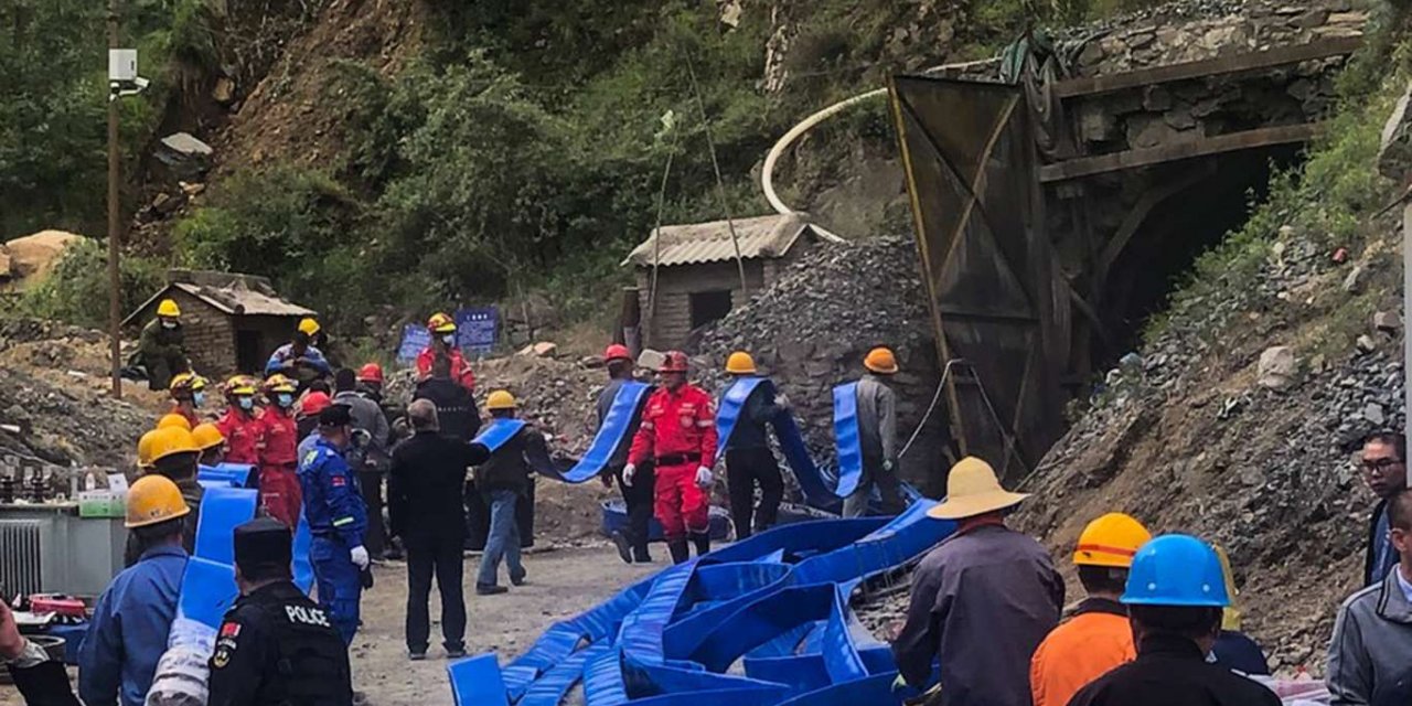 Çin'de madeni su bastı: 3 ölü 10 kişi mahsur