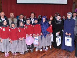 Ayet ve Hadis ezberleyen 93 öğrenciye Umre