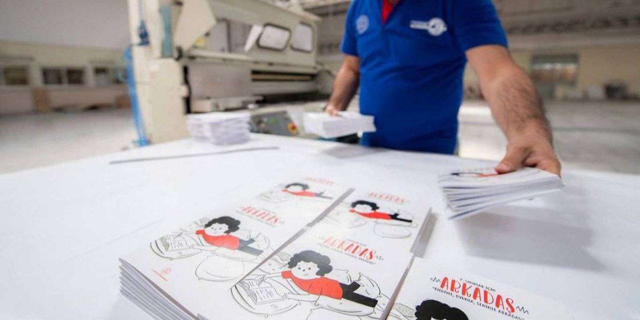 5,5 milyon öğrenciye arkadaş adlı kitap dağıtılacak