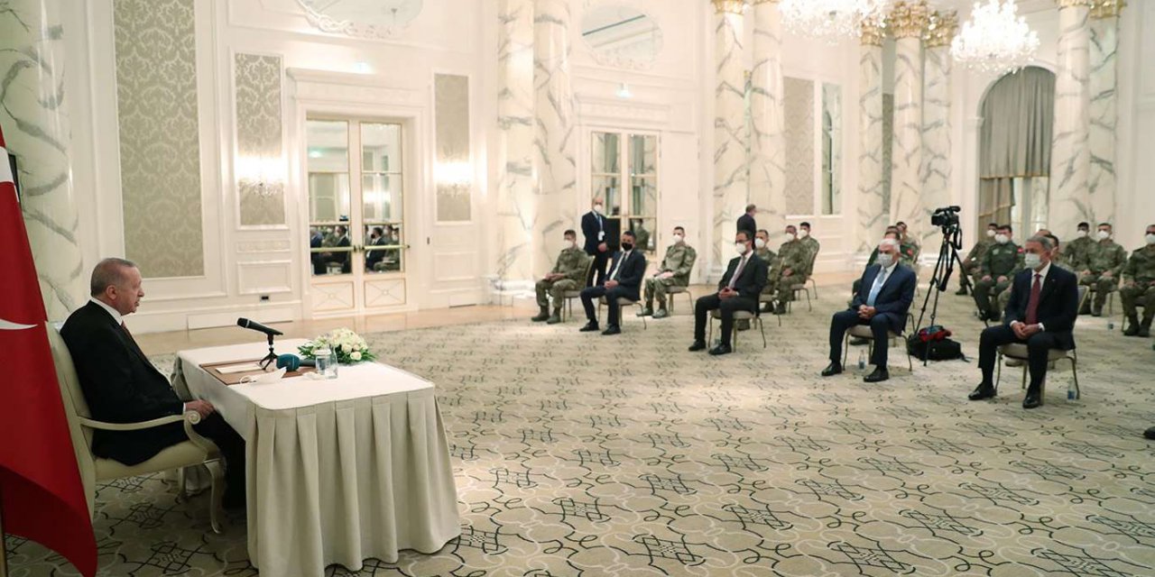 Cumhurbaşkanı Erdoğan Azerbaycan Görev Grubu’nda yer alan askerleri kabul etti