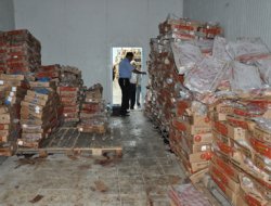 Bağlar'da 12 ton tavuk imha edildi