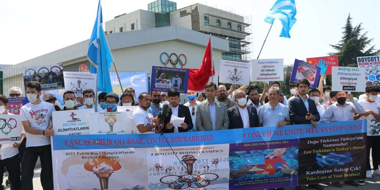 Doğu Türkistanlılar: Olimpiyatların Çin'de düzenlenmesi insanlığa karşı işlenen bir suçtur