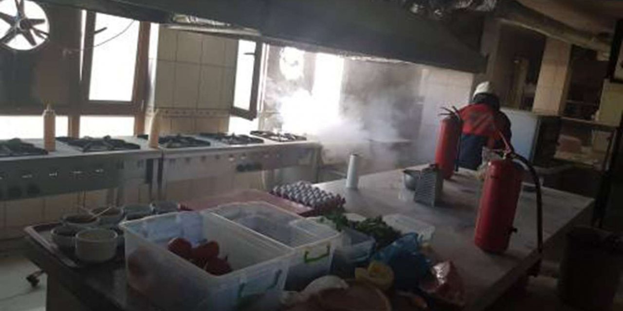 Mardin'de bir kafede yangın çıktı