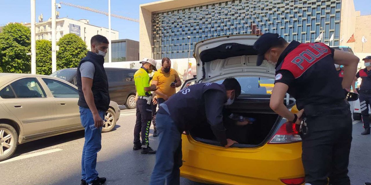 İstanbul'da "Türkiye huzurlu sokaklar ve narkotik suçları" uygulaması