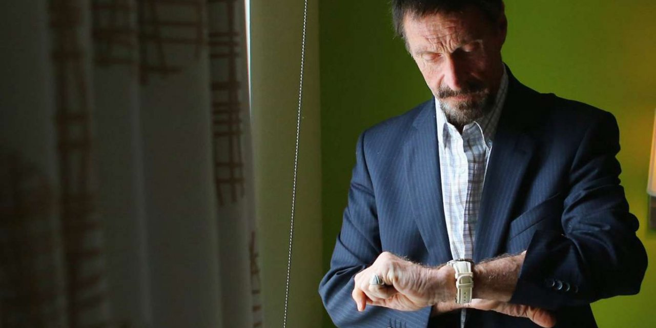 Antivirüs yazılımcısı John McAfee cezaevindeki hücresinde ölü bulundu