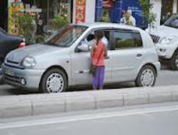 Işıklardaki çocuklar tehlikeye neden oluyor