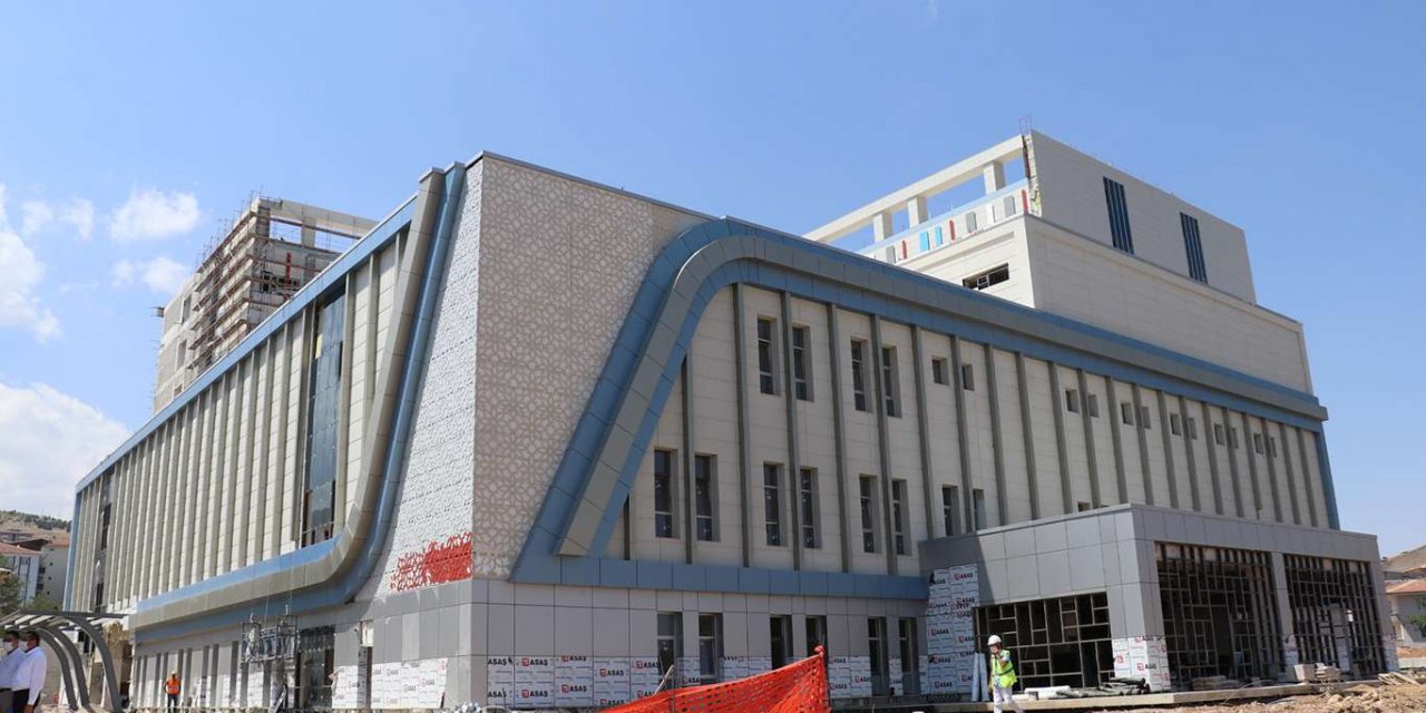 Malatya’da yapımı süren 300 yataklı devlet hastanesi 2022’de hizmete girecek
