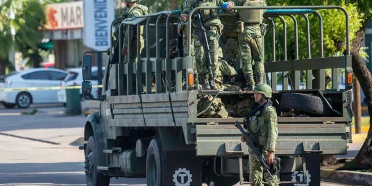 Meksika'da uyuşturucu çeteleri arasında meydana gelen çatışmada 18 kişi öldü