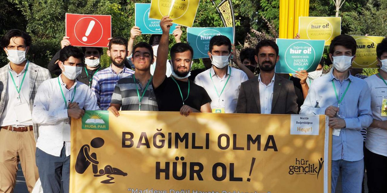 HÜDA PAR Batman Gençlik Kolları uyuşturucu ve madde bağımlılığına dikkat çekti