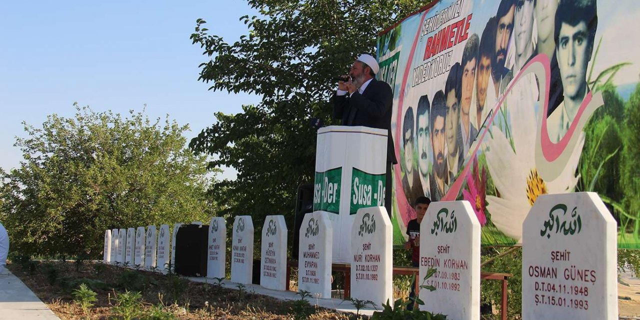 Şehîdên Sûsayê di salvegera şehadeta xwe de li ber serê qebrên xwe hatin bîranîn