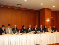 Davalar terör rejimini rahatsız ediyor