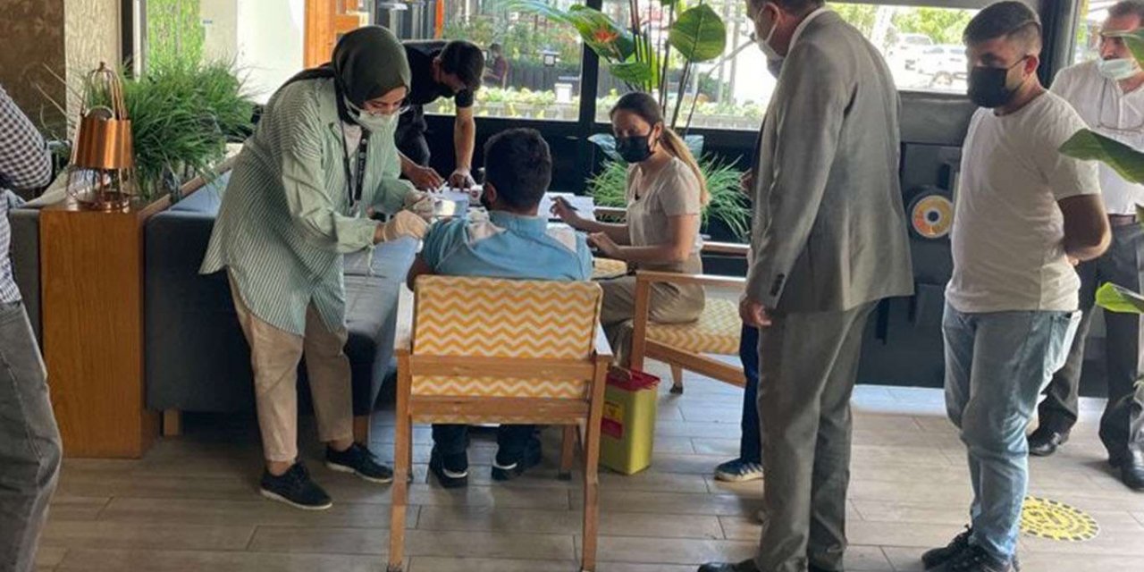 Van Sağlık İl Müdürü Sünnetçioğlu: "Her şeyin başı sağlık, sağlığın başı aşıdır"