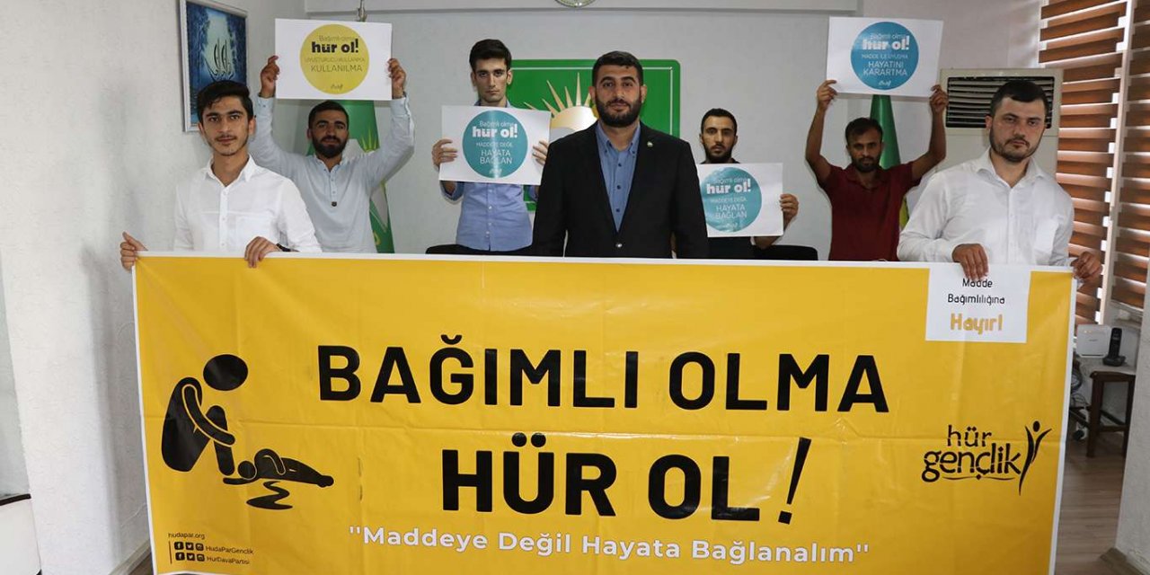 HÜDA PAR Gaziantep İl Gençlik Kolları’ndan “Bağımlı Olma Hür Ol” çağrısı