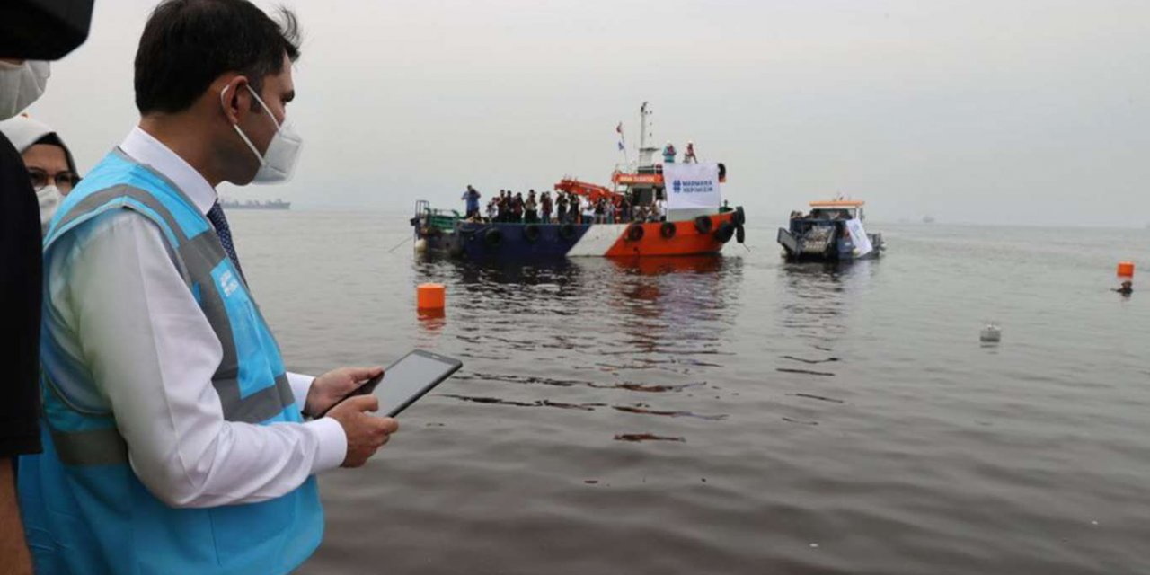Marmara Denizi'nde 8 bin 867 metreküp müsilaj temizlendi