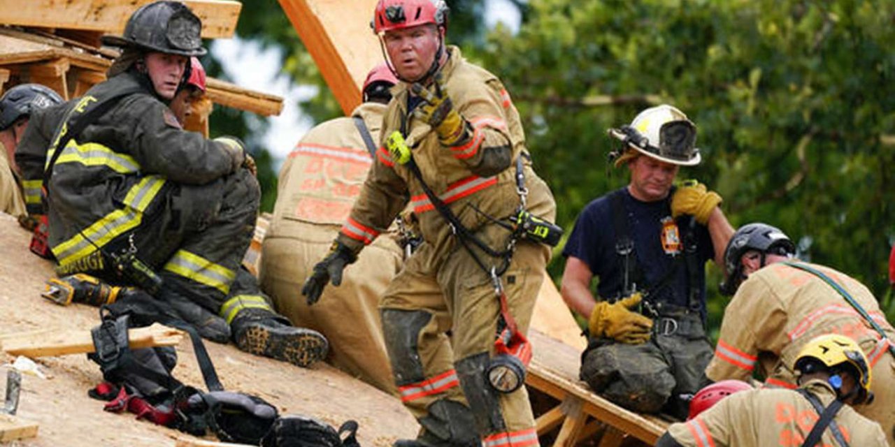 ABD'de inşaat halindeki bina çöktü