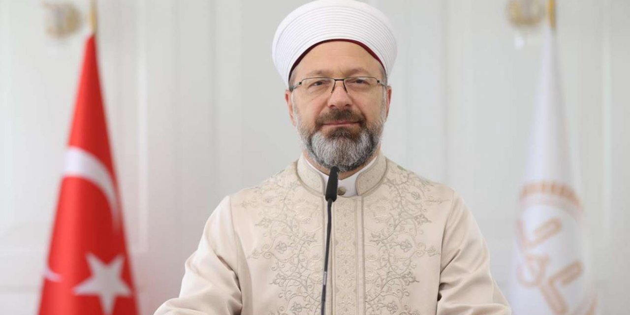 Erbaş: "Bugün insanlığın en büyük sorunu ahlak ve hukuku ihmal etmesidir"