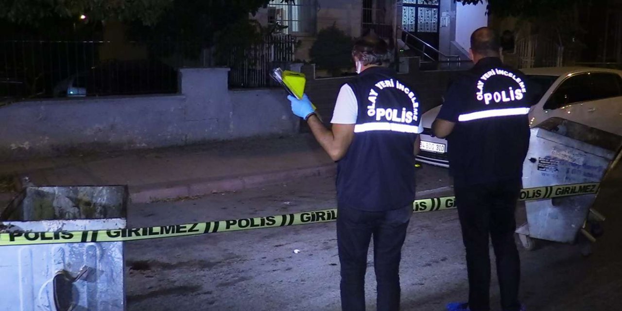 Adana'da 2 grup arasında çıkan bıçaklı kavgada 2 kişi yaralandı