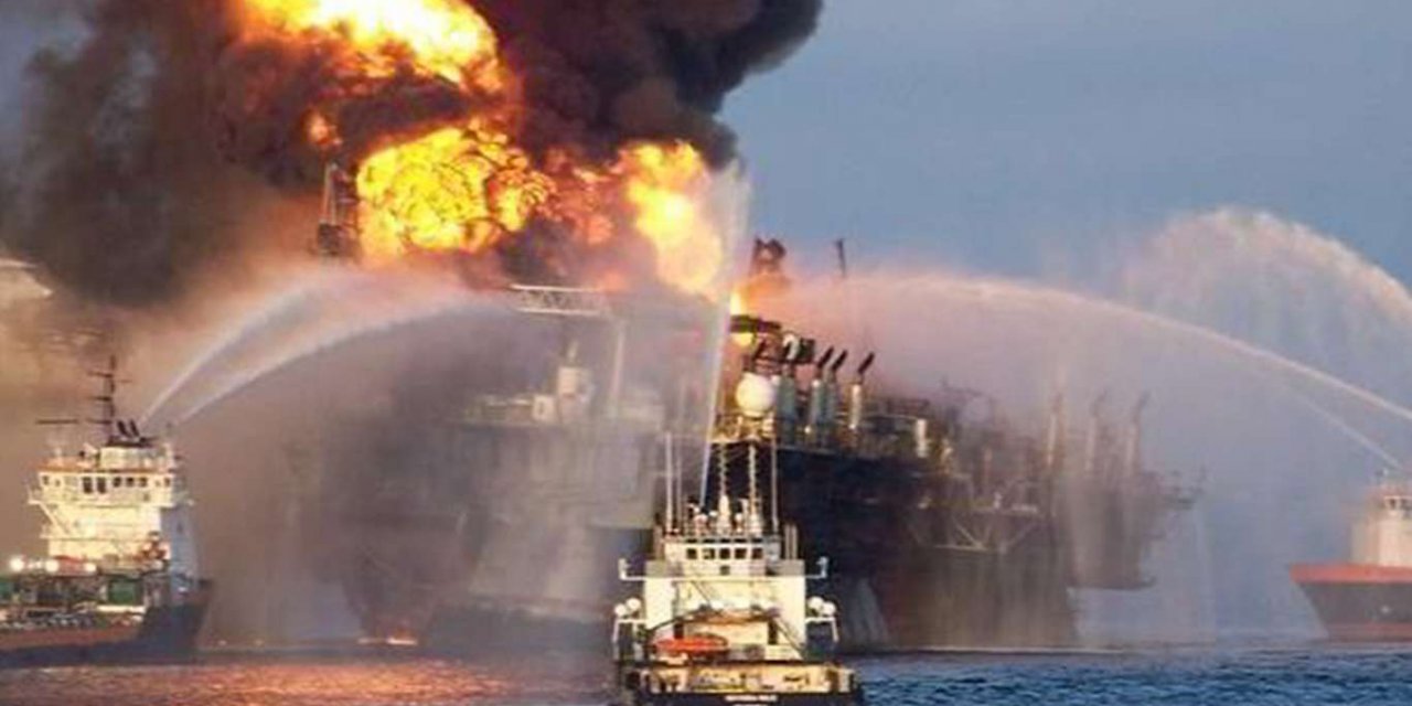 Meksika Körfezi’nde sualtı petrol boru hattında patlama