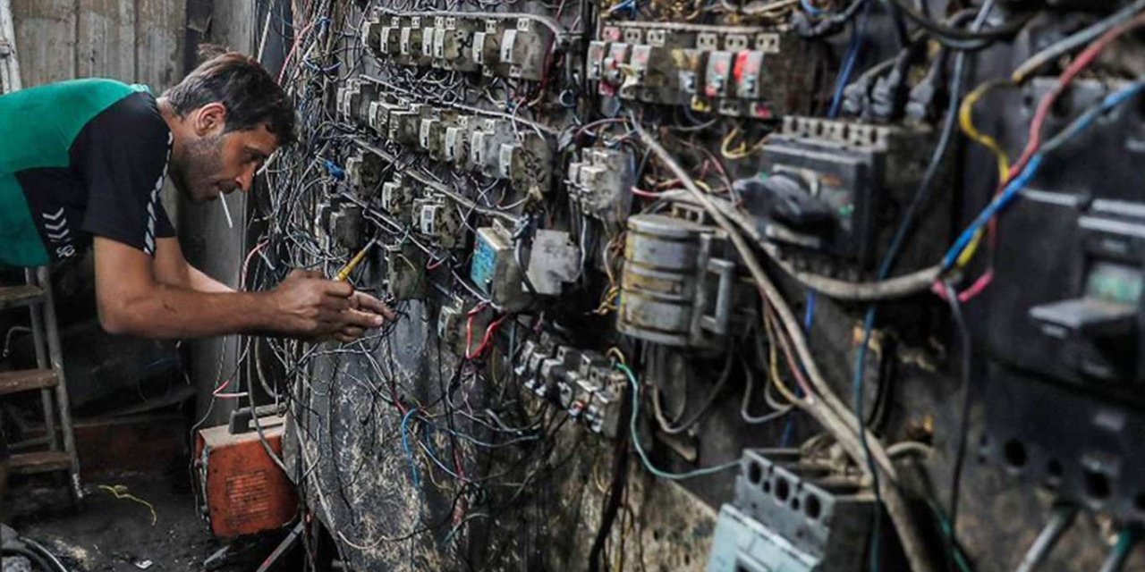 Iraq: 7 people killed; 11 others wounded in attacks on power plants