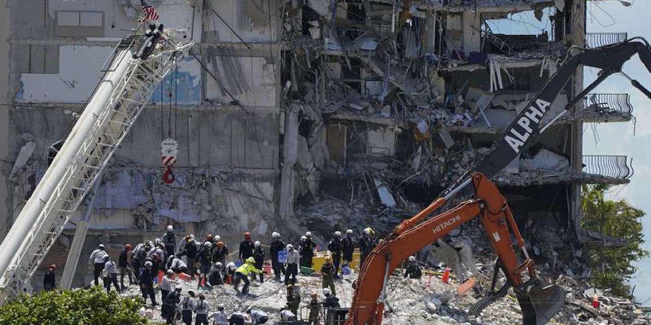 ABD'de kısmen çöken 13 katlı binanın tamamı için yıkım kararı alındı