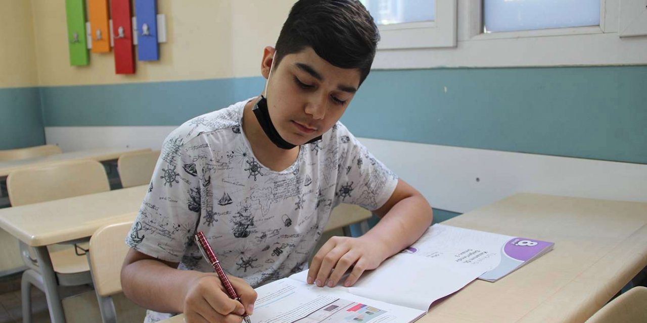 Yaz boyunca okullarda telafi eğitimi verilecek