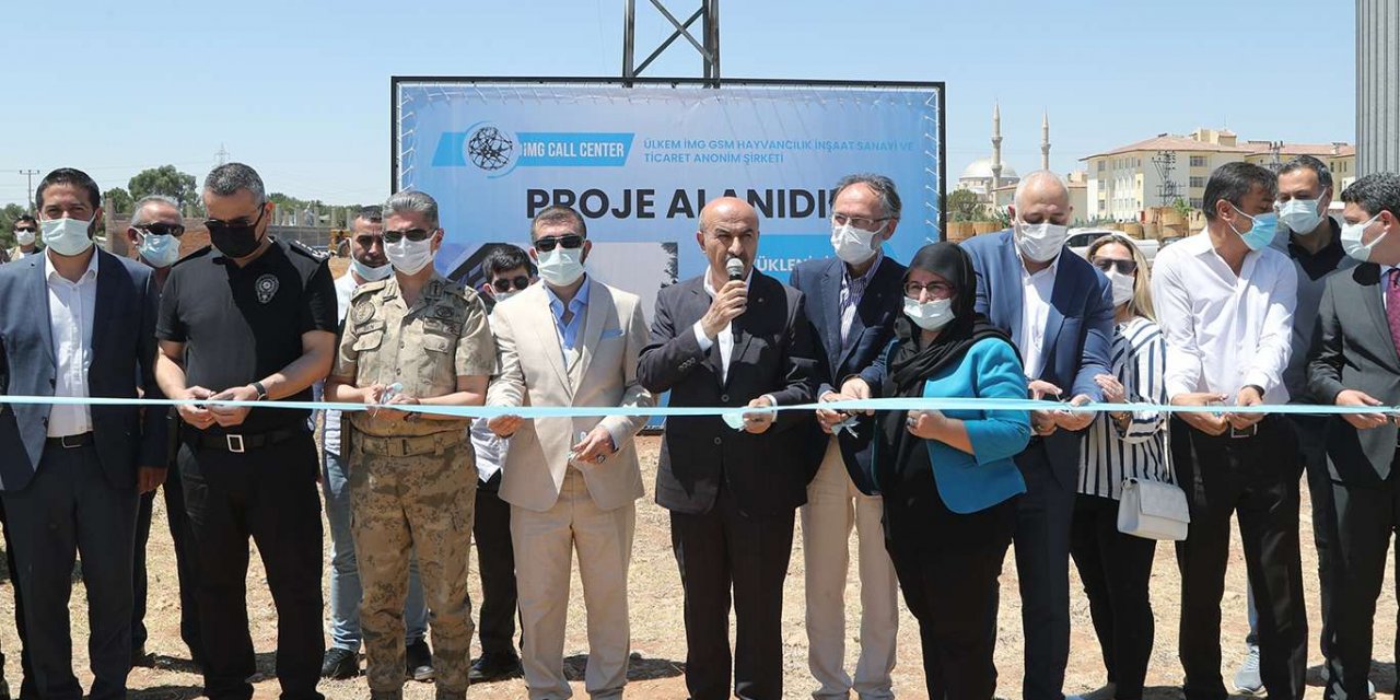 Mardin’de bin 500 kişiye istihdam sağlayacak çağrı merkezinin temeli atıldı