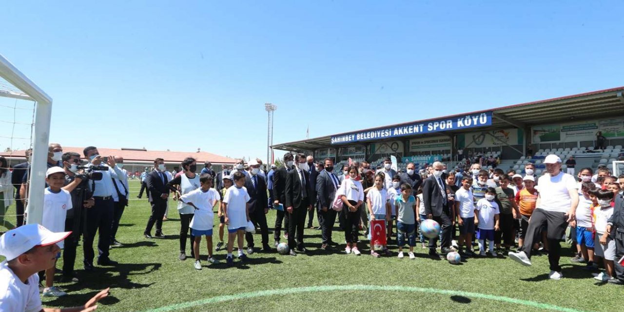 Milli Eğitim Bakanı Selçuk’tan Spor Köyü’ne tam not