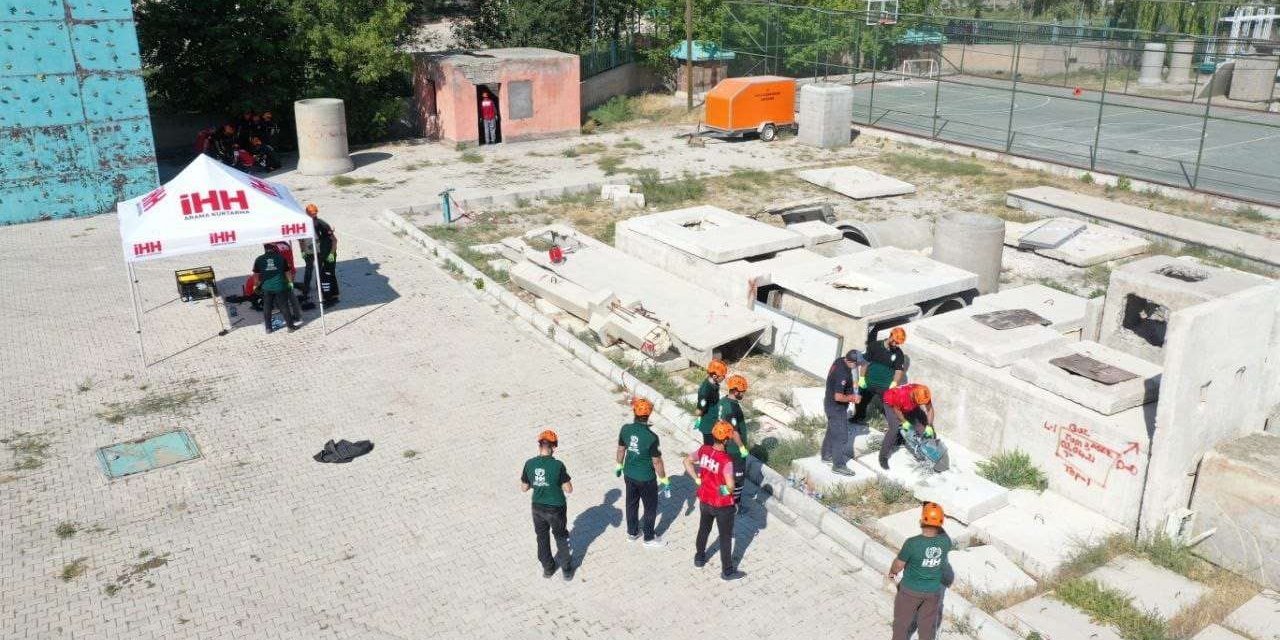 Van AFAD İl Müdürlüğünde arama kurtarma eğitimi