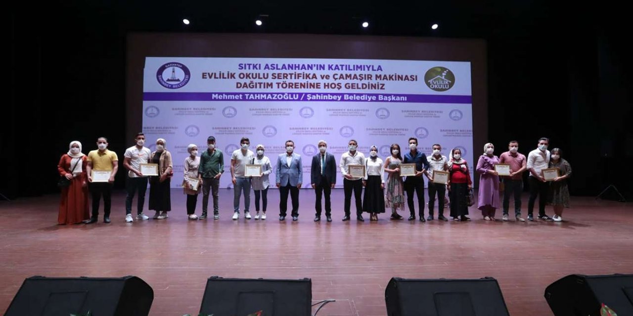 Gaziantep’te “Evlilik Okulu” seminerleri yeniden başladı