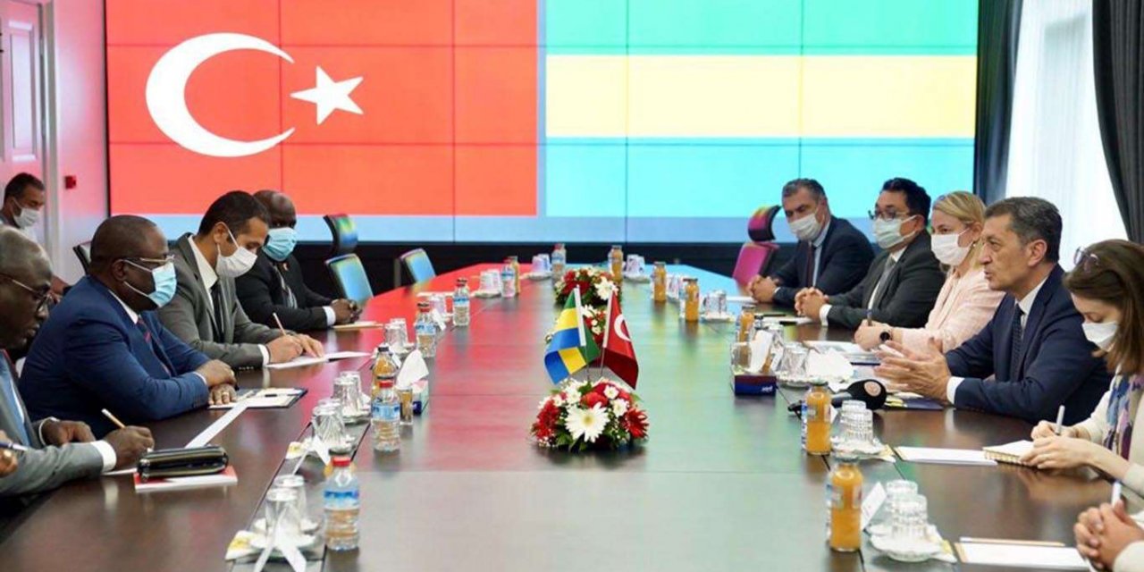 Türkiye ile Gabon arasında eğitim alanında iş birliği