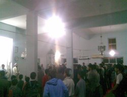 Çınar'da Regaib Kandili Gecesi Halk Camilere Akın Etti