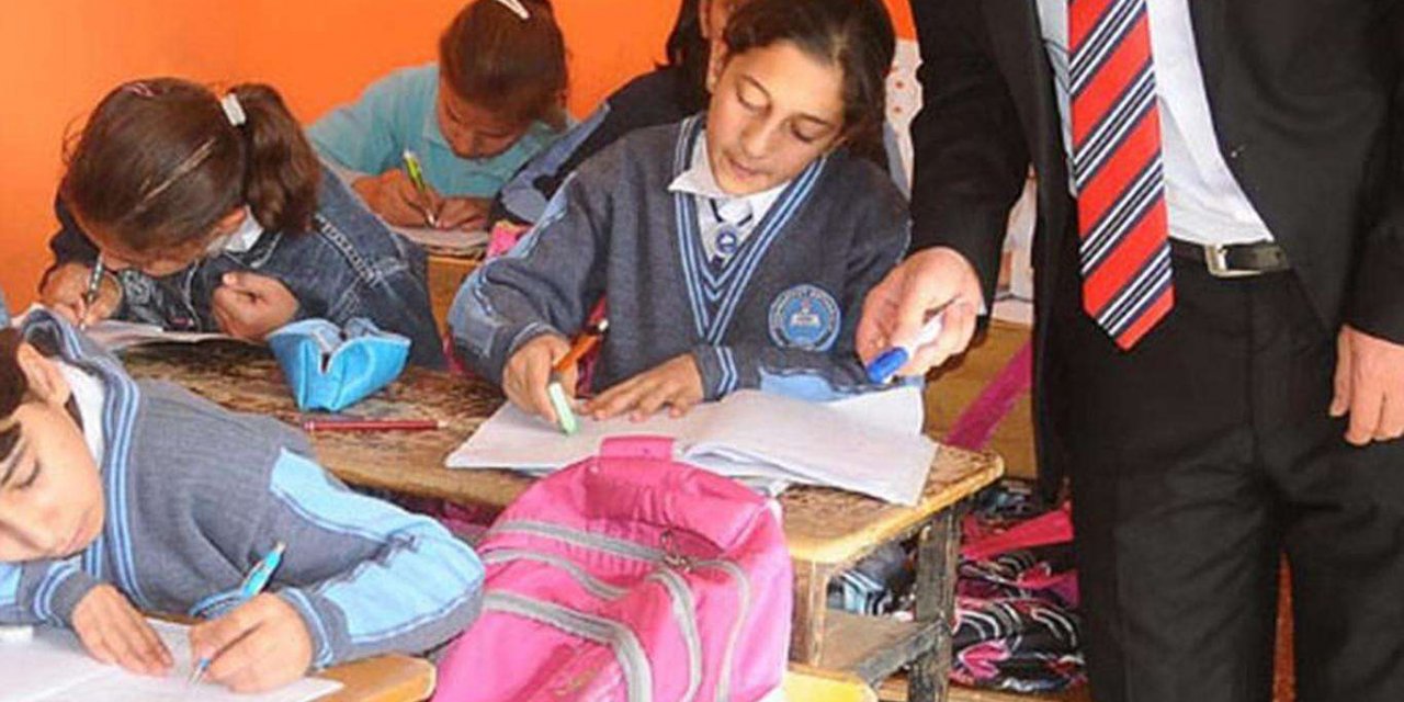 Encamên mulaqatên mamostetîya bipeyman hatin daxuyandin