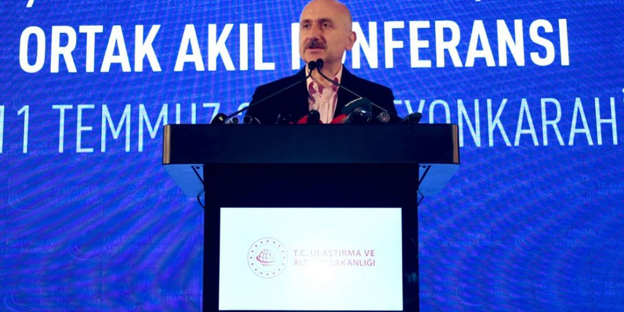 İstanbul Boğazı'ndan yılda 43 bin gemi geçiyor