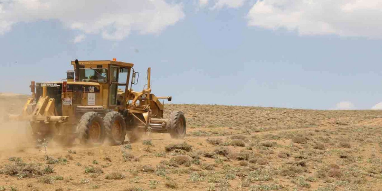 Van'da 800 kilometre arazi ve yayla yolu açıldı