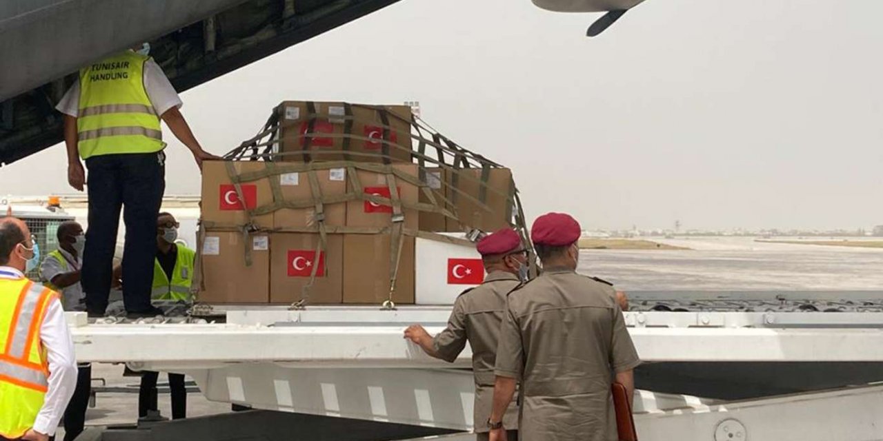 Türkiye'den Tunus'a Covid-19 aşısı ve tıbbı yardımı