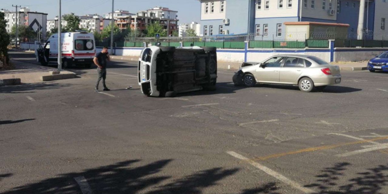 Yakın zamanda aynı kavşakta 5'inci trafik kazası: 1 yaralı