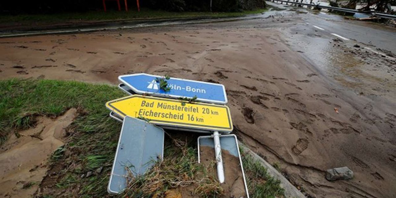 Almanya'daki sel ve su baskınlarında ölenlerin sayısı 81'e yükseldi