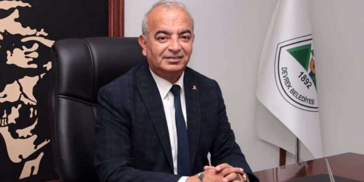 CHP'li Belediye Başkanı alkol alırken cami hakkında sarf ettiği sözleriyle tepki çekti