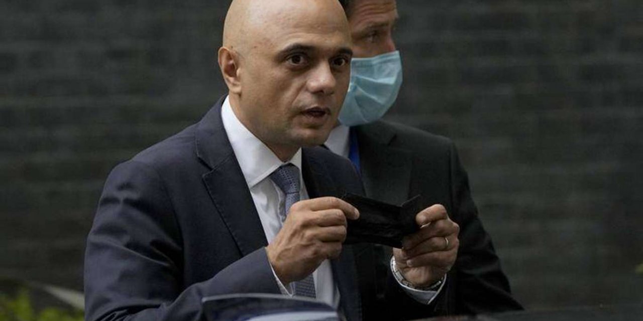 İngiltere Sağlık Bakanı Sajid Javid'in Covid-19 testi pozitif çıktı