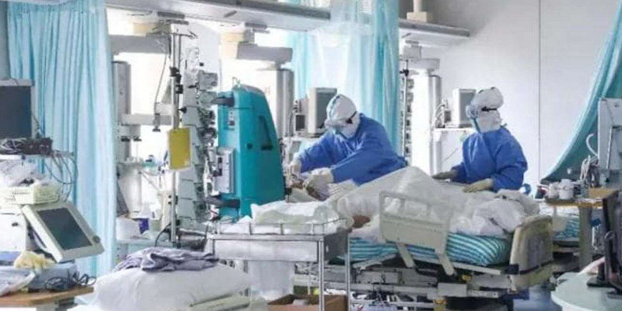 Yunanistan'da Covid-19 vaka sayıları endişe verici boyuta ulaştı