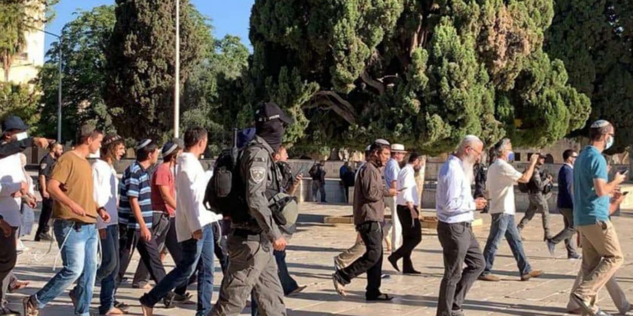 Islamic Scholars call on Muslims to prevent zionists’ attacks on Al Aqsa Mosque