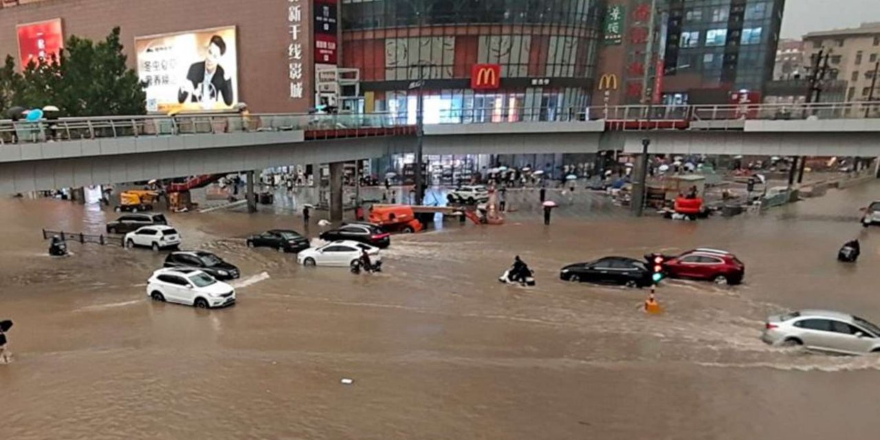 Çin'de sel felaketi:12 ölü