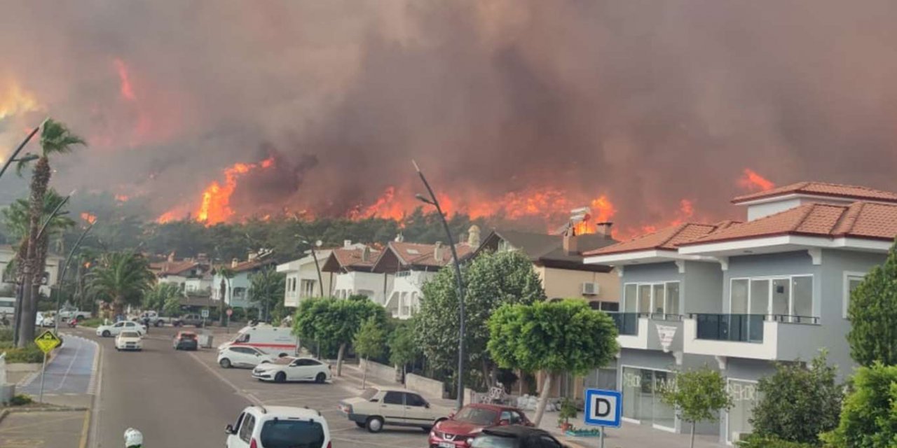 Orman yangınlarıyla mücadele 4 ilde devam ediyor