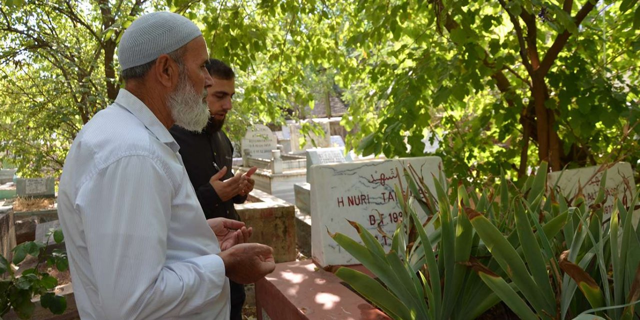 Kur'an-ı Kerim okurken şehid edilen Hacı Nuri Tangüneş