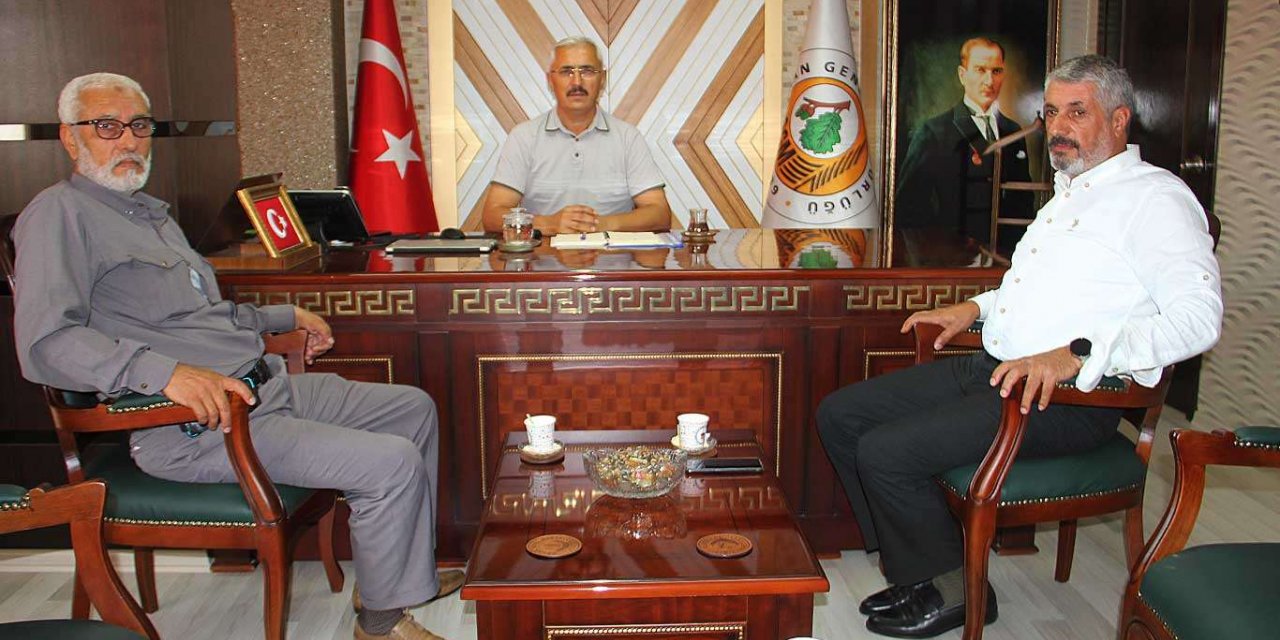 Umut Kervanı'ndan Adana Orman Bölge Müdürlüğüne ziyaret